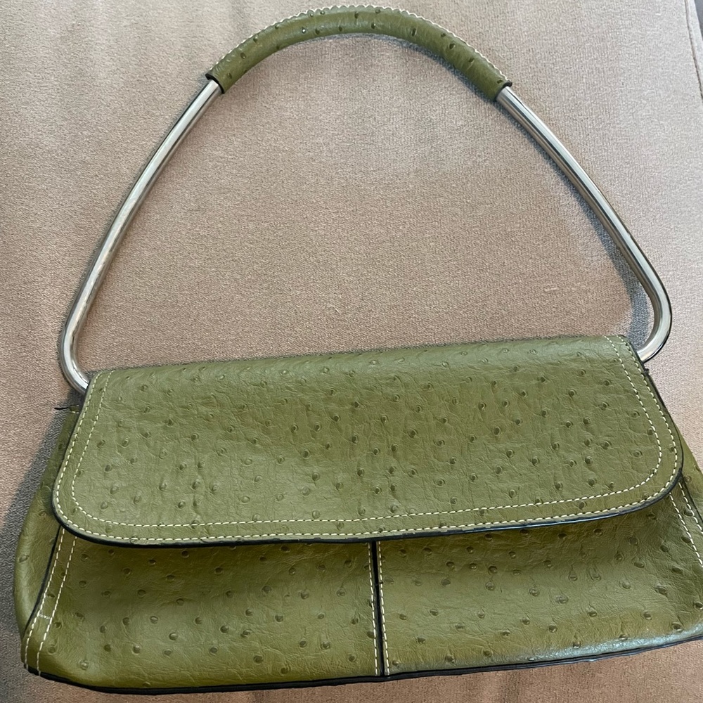Unbranded leather or faux leather (?) shoulder bag